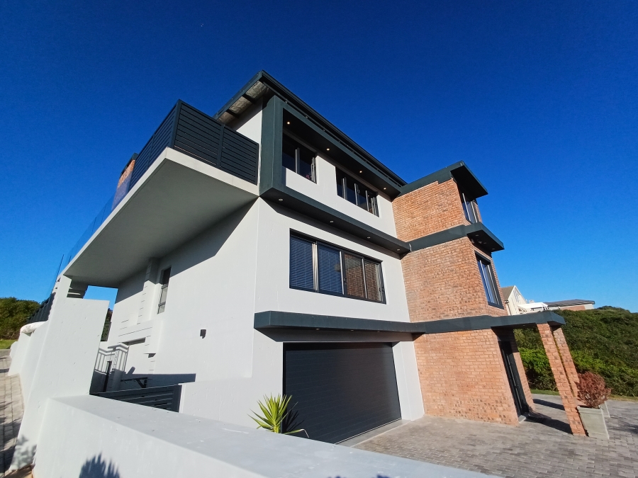 4 Bedroom Property for Sale in Dana Bay Western Cape